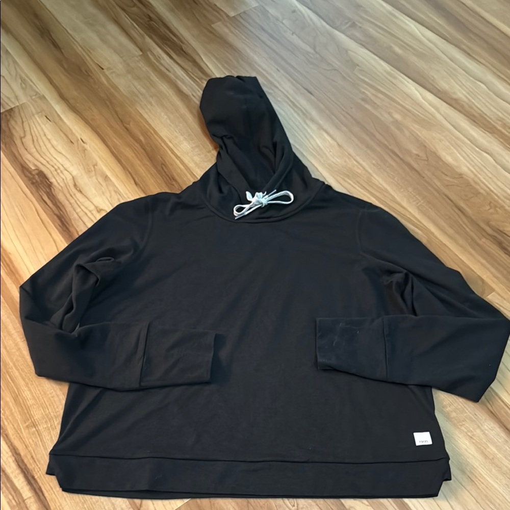 Vuori Black Oversized Hoodie Sweatshirt